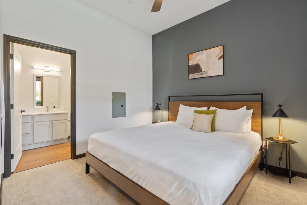 CozySuites on Mass with garage parking #1